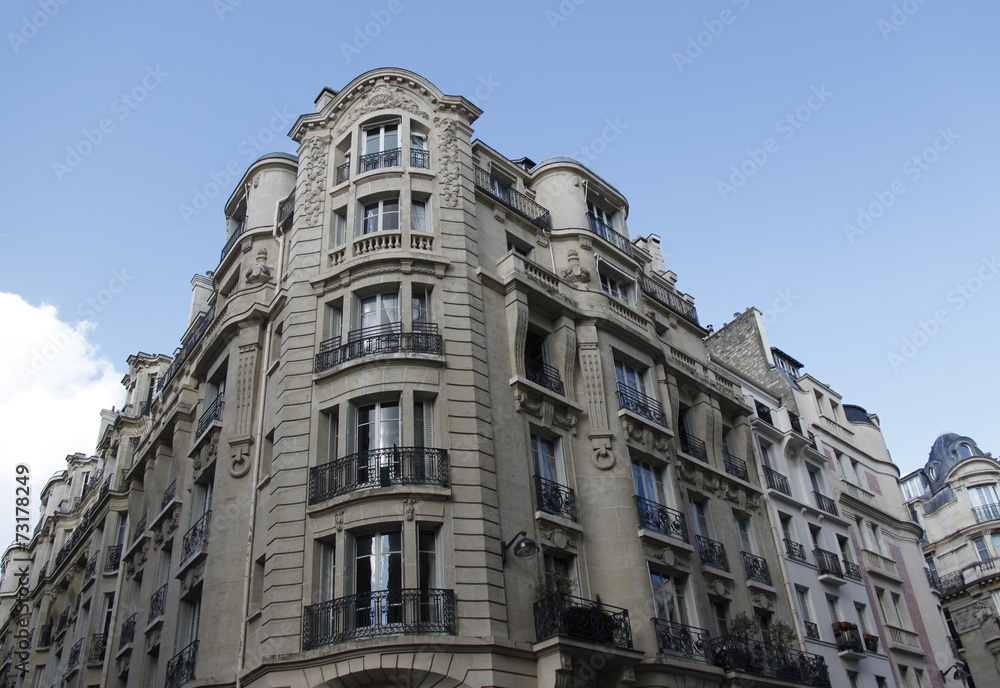 Fototapeta Immeuble ancien à Paris