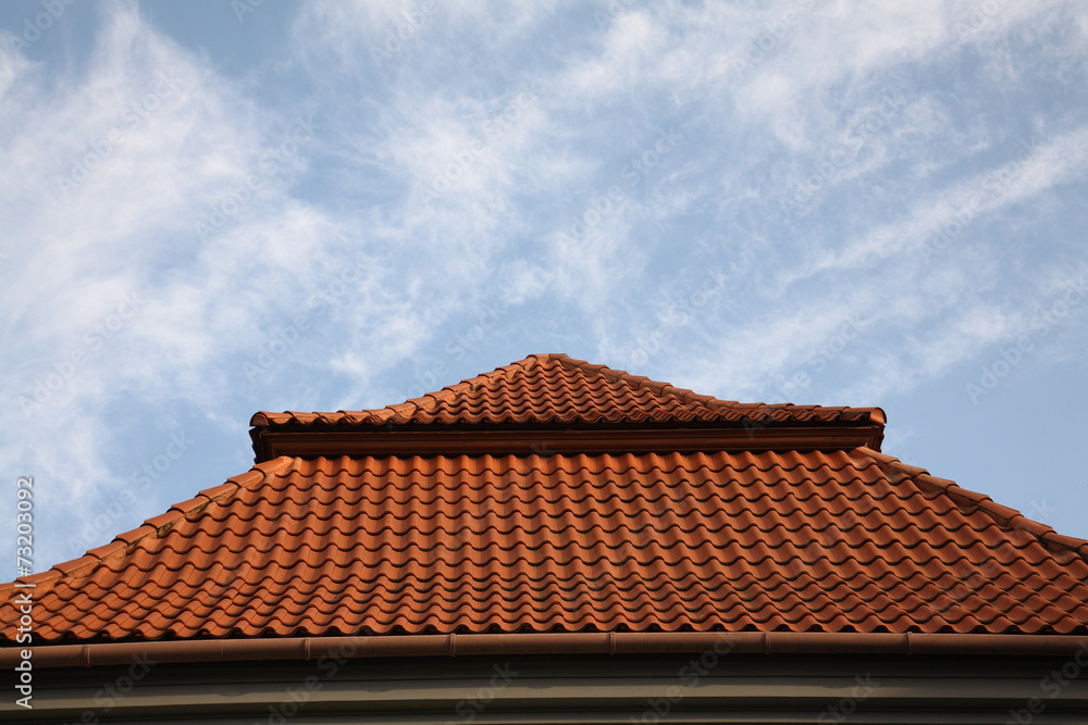 Red roof Red roof