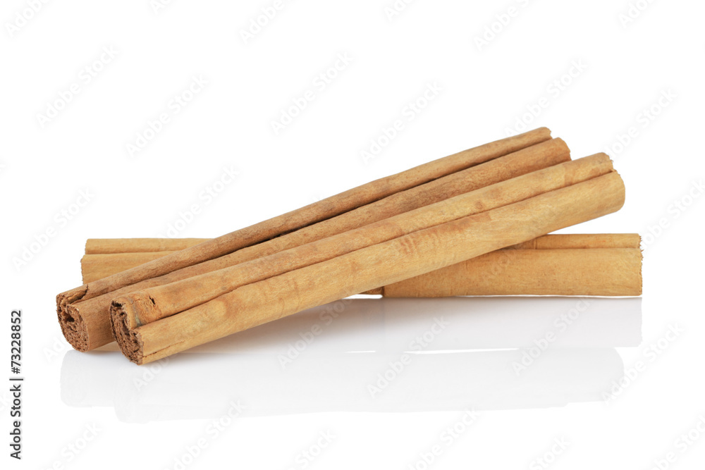 true ceylon cinnamon sticks - obrazy, fototapety, plakaty 