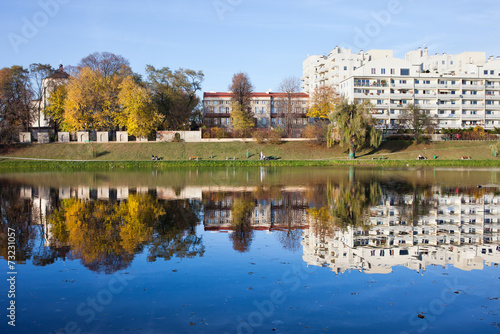 Lake of Skaryszewski Park in Warsaw © Artur Bogacki