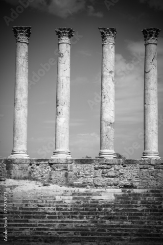 Thuburbo majus, Tunisia a few of the remaining pillars which onc photo