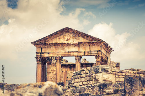 Obraz na płótnie Ancient Roman city in Tunisia, Dougga w salonie