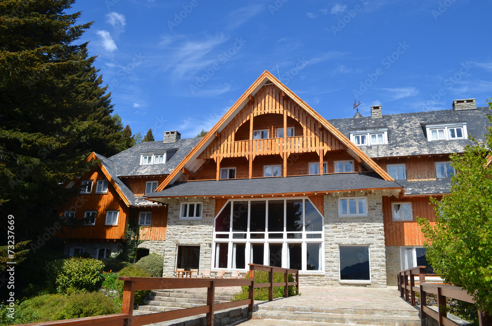 alpine-like hotel with garden in Bariloche alpine-like hotel with garden in Bariloche