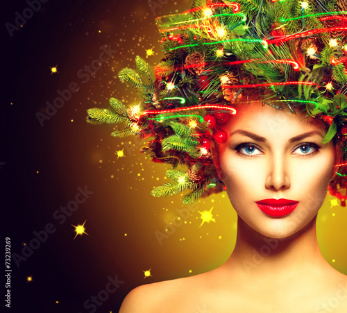 Christmas Winter Woman. Beautiful Christmas Holiday Hairstyle