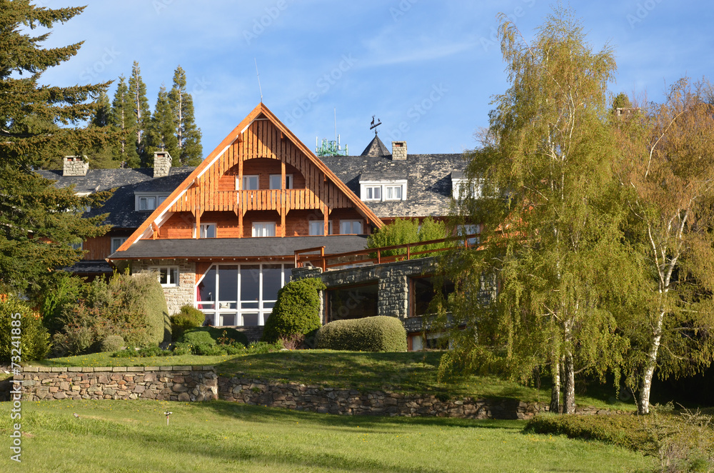 alpine-like hotel with garden in Bariloche
