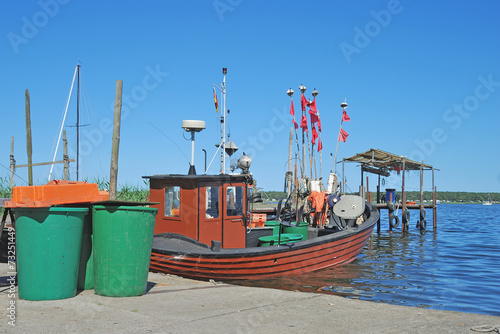 Boddenfischer am Jasmunder Bodden auf Rügen photo