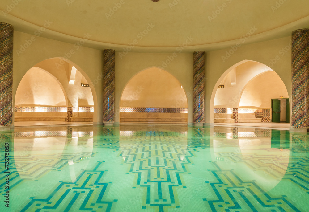 Obraz premium Interior of a traditional moroccan bath - hammam