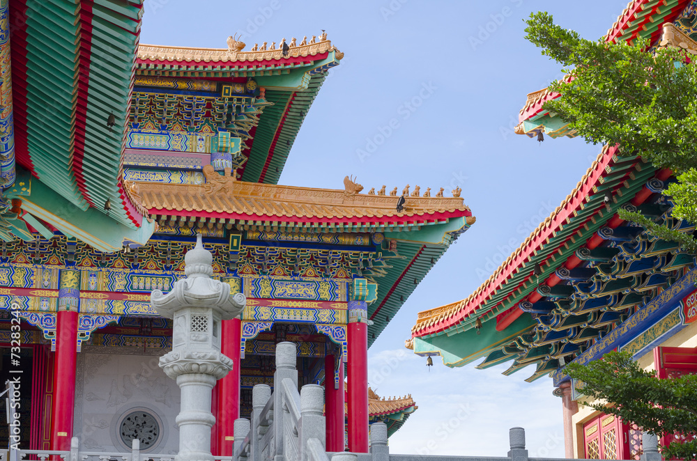 Fototapeta premium Chinese buddhist temple in thailand.