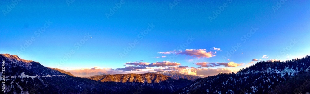 breathtaking view of a sunset in Big Bear Mountain