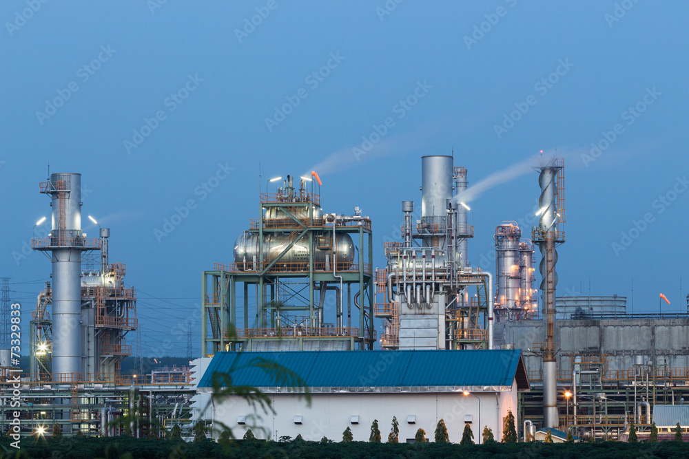 Fototapeta premium oil heavy industrial, plant