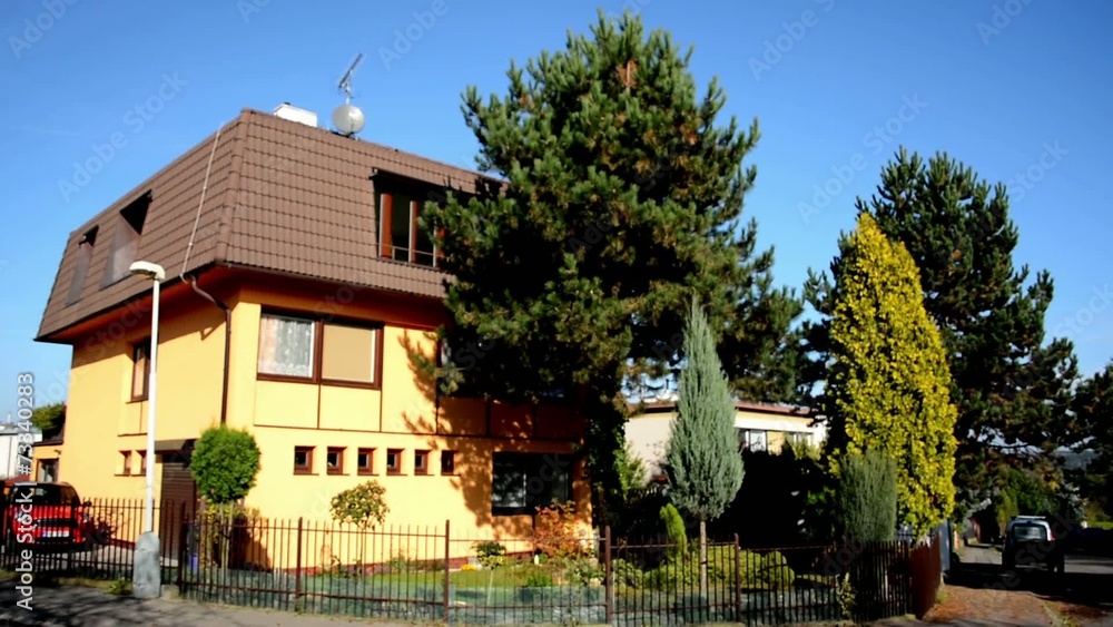 exterior house in the city - urban street - nature (trees) exterior house in the city - urban street - nature (trees)