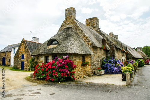 Village breton #73350274
