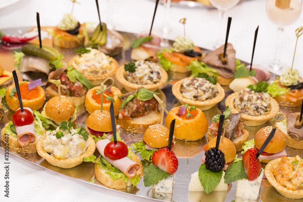 Canapes Canapes