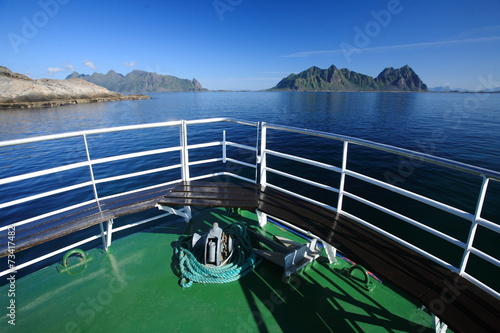 svolvaer trollfjord norvegia safari nave da crociera photo