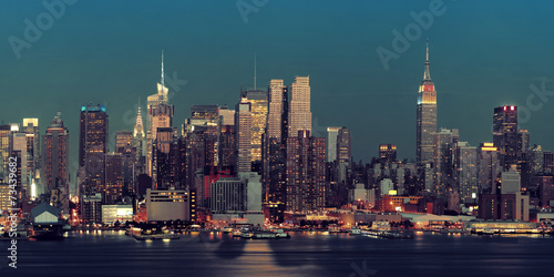 Midtown Manhattan skyline © rabbit75_fot