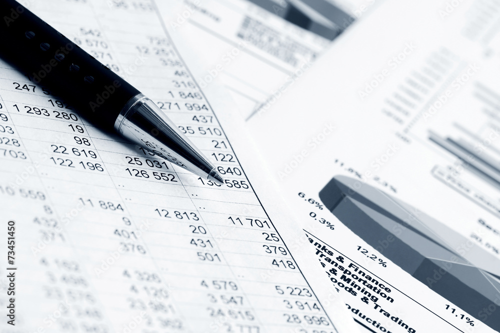 Stock market graphs and charts analysis Stock market graphs and charts analysis