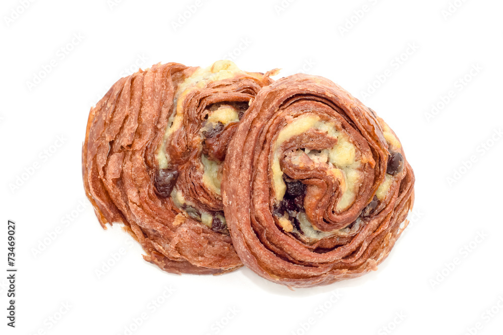 Fototapeta premium Cinnamon rolls on white background