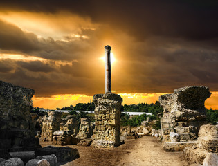 Fotobehang Tunesië Antoniusbaden Carthago bij zonsondergang  © toshket