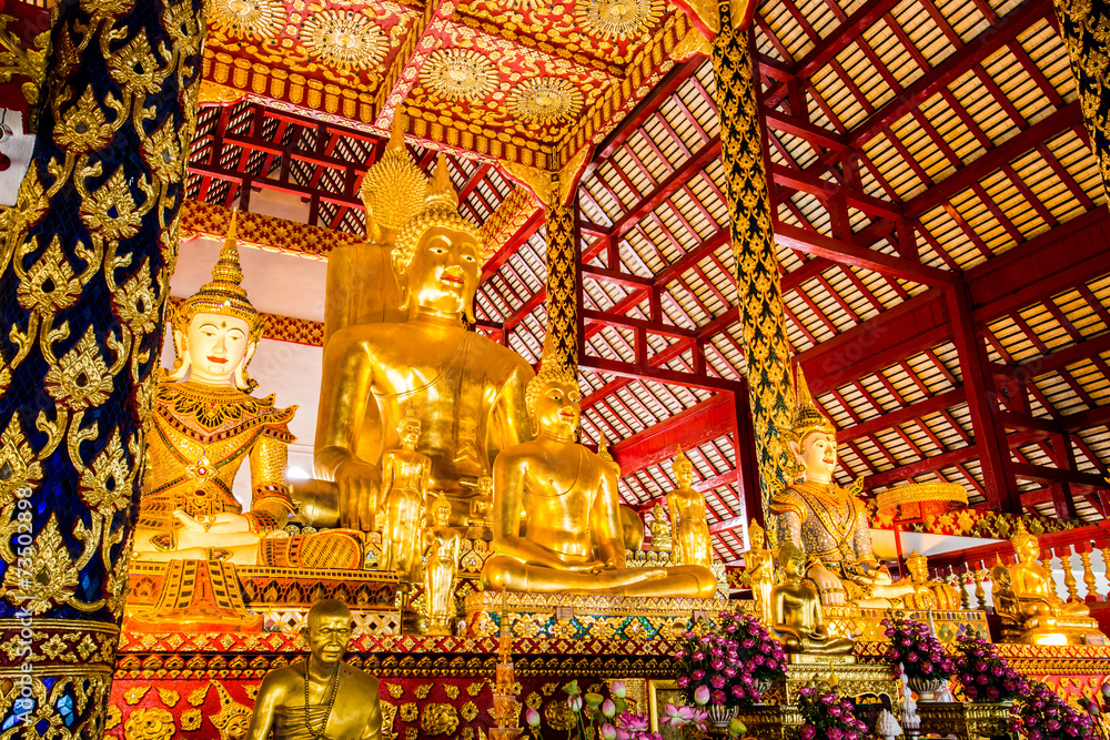 buddha statue wat suandok chiangmai Thailand.