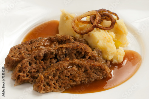 Faschierter Braten