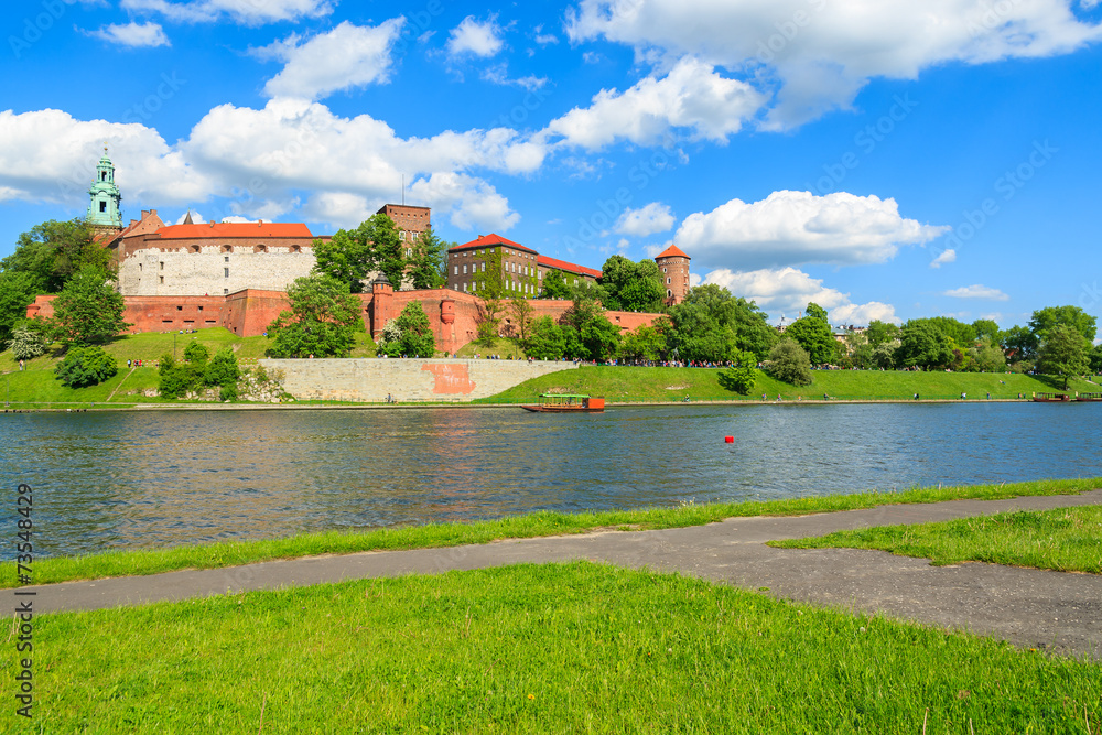 Fototapeta premium Beautiful Wawel Royal Castle on sunny day in Krakow, Poland