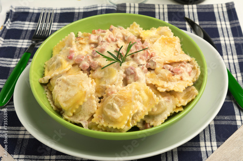 Tortelli panna e speck