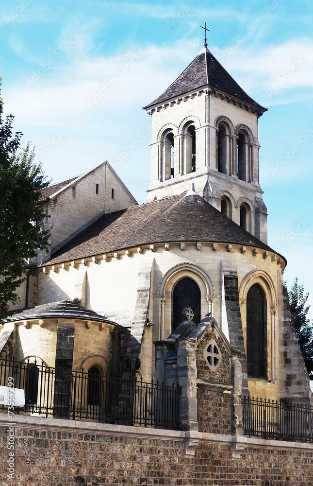 Church to Basilica Sacre Coeur - Paris, France.