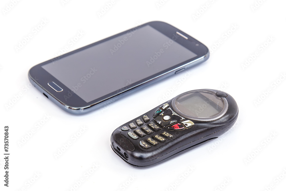 Two of mobile phone which different of technology Two of mobile phone which different of technology