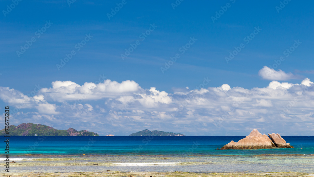 Fototapeta premium Ebb of the sea