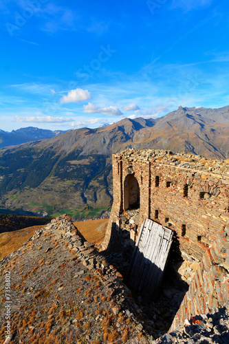 vallée de la maurienne , fort de la turra
