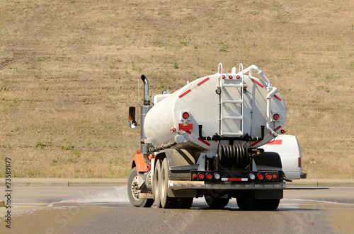 Fotografía Large tank truck working at a construction site