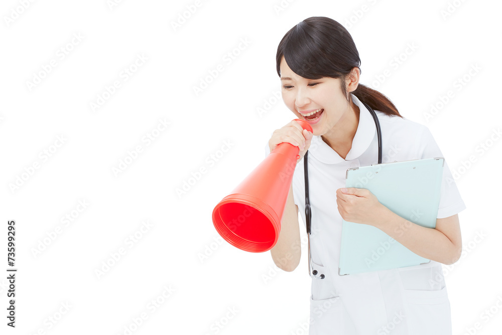 応援するナース