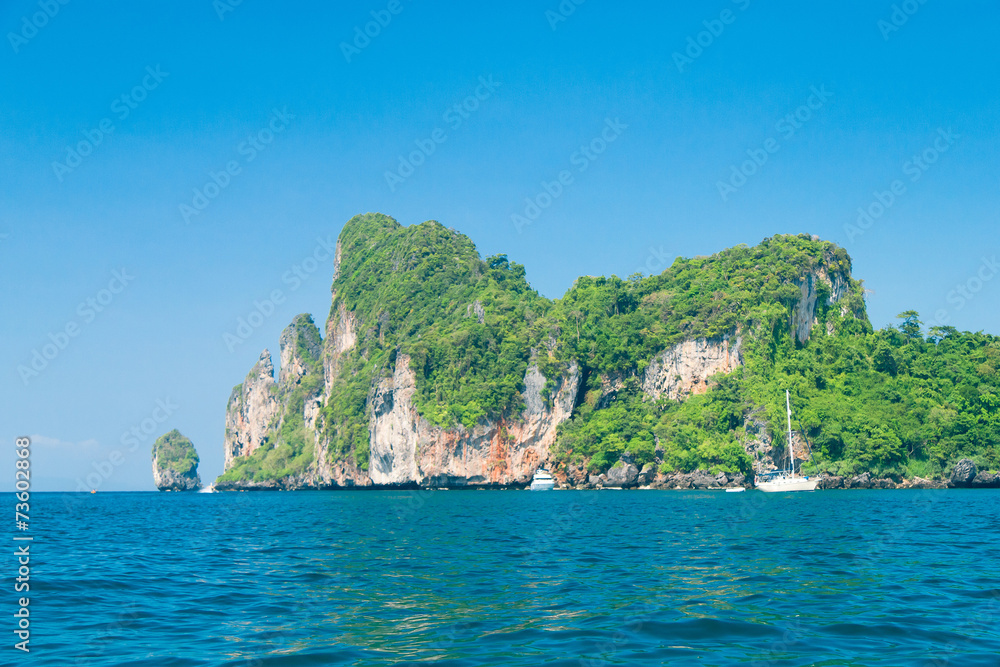 Lagoon Mountains Idyllic Island