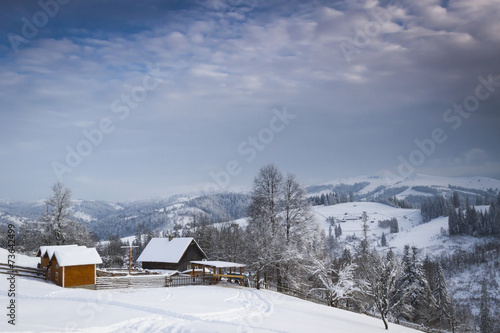 Winter in mountain © Pagina