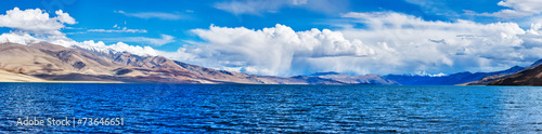 Fototapeta Naklejka Na Ścianę i Meble -  Panorama of lake Tso Moriri in Himalayas, Ladakh