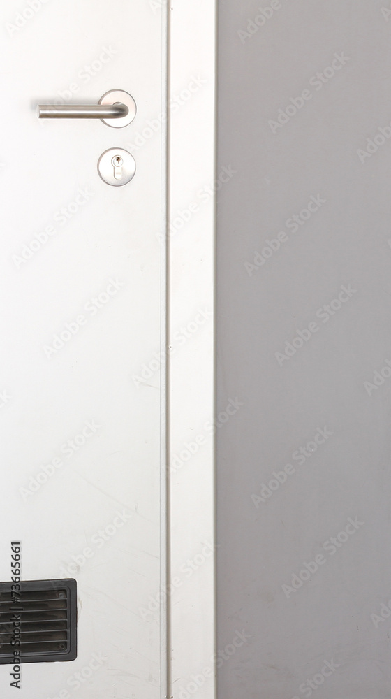 Door Door
