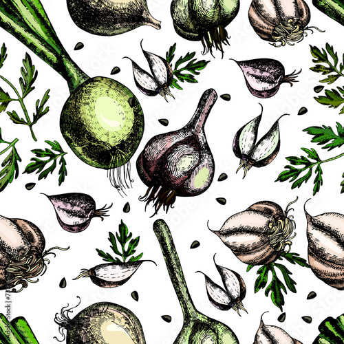 Pattern with onions and garlic.