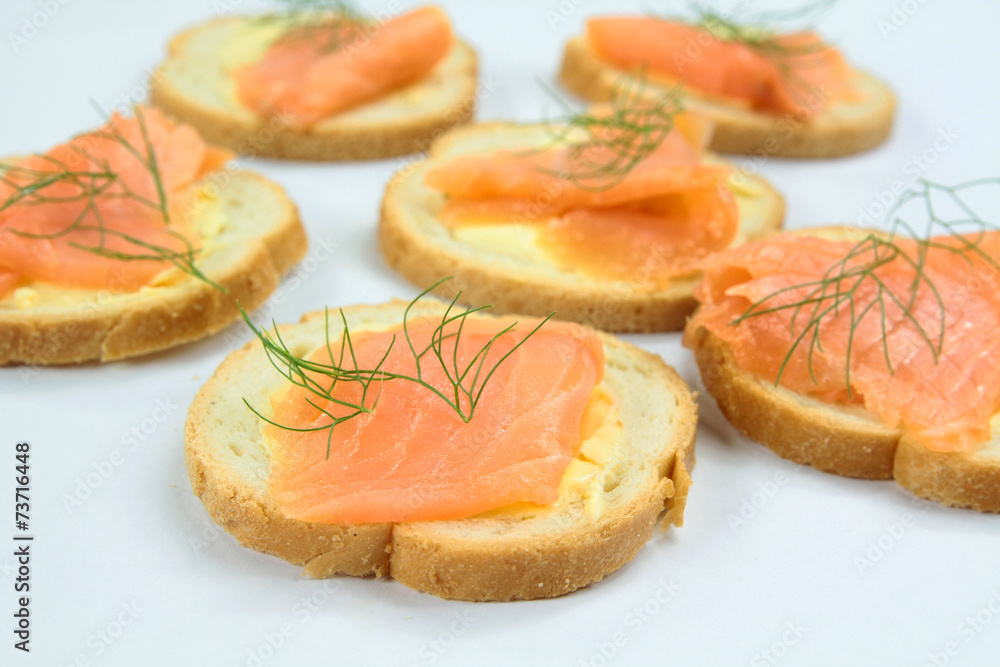 canapés au saumon fumé canapés au saumon fumé