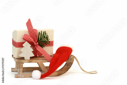 Geschenk auf Schlitten