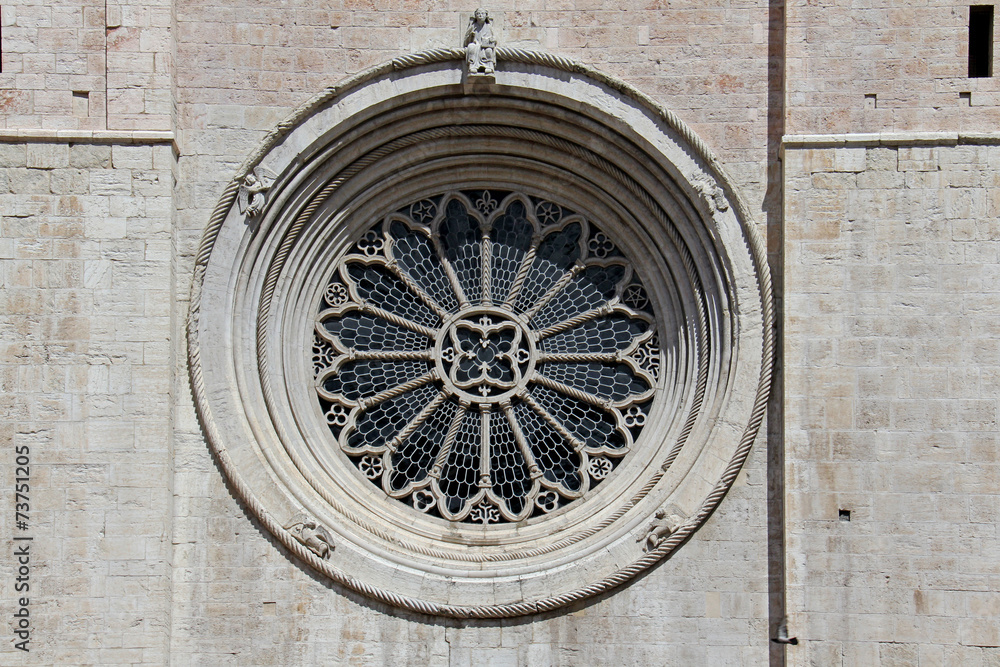 rosone della facciata del Duomo di Trento
