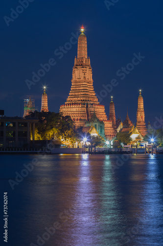 Twilight view of Wat Arun Temple , Bangkok, Thailand
