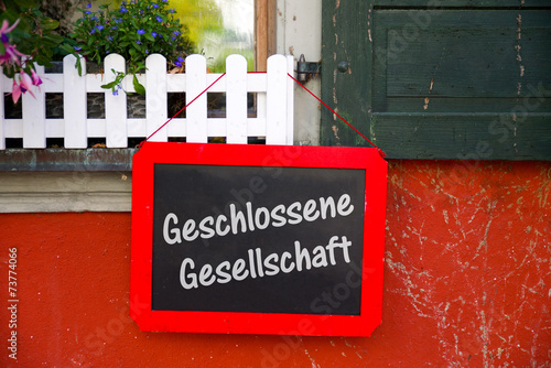 Geschlossene Gesellschaft photo