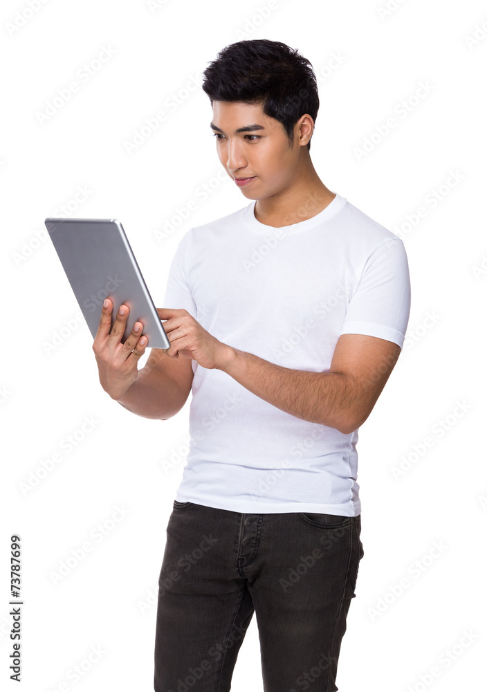 Man use of tablet