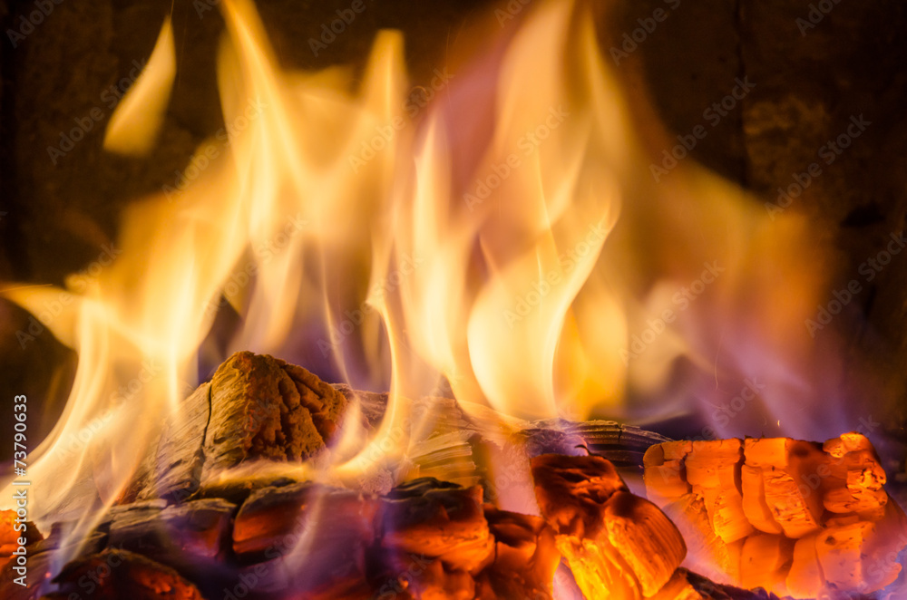 Hot coals in the fire - obrazy, fototapety, plakaty 