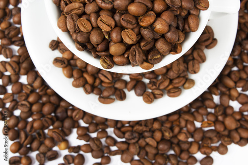 Fototapeta Naklejka Na Ścianę i Meble -  Coffee Beans Isolated On White