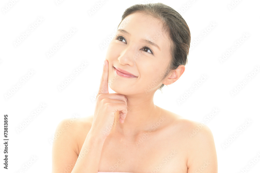 寛ぐ女性 寛ぐ女性