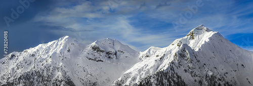 Tableau sur toile chain of mountains in the winter
