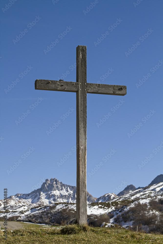 Gipfelkreuz im Gotthardgebiet