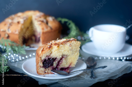 Viennese cake with blueberries