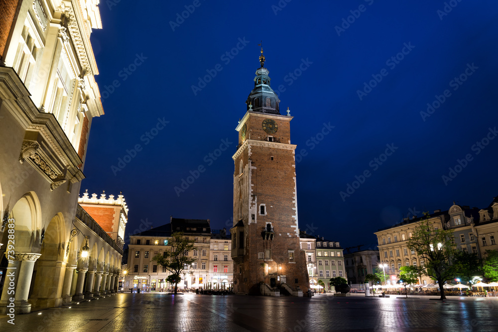 Tuchhallen und Rathausturm in Krakau